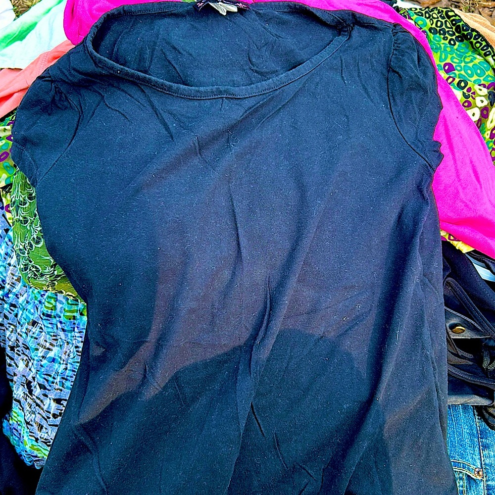 basic black tee loose fit